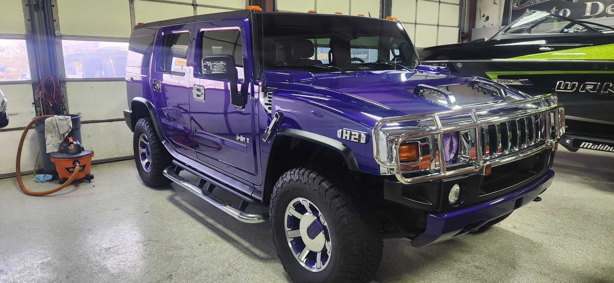 Detailed Purple Hummer